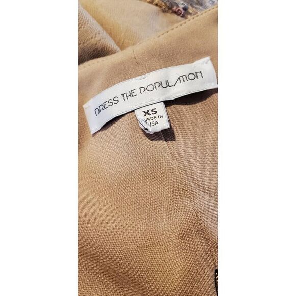 Dress the Population Juliana Floral Embroidered 2-Piece Set‎ Top & Skirt - Picture 15 of 16